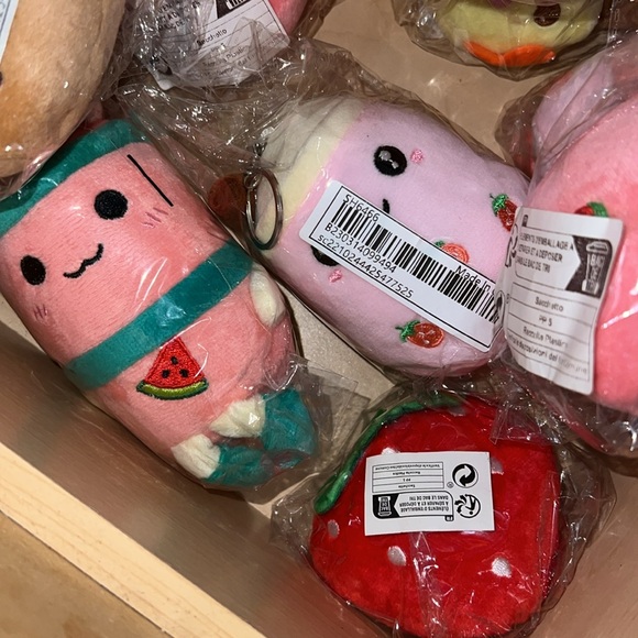 Boba Plushie Keychains - Picture 4 of 6